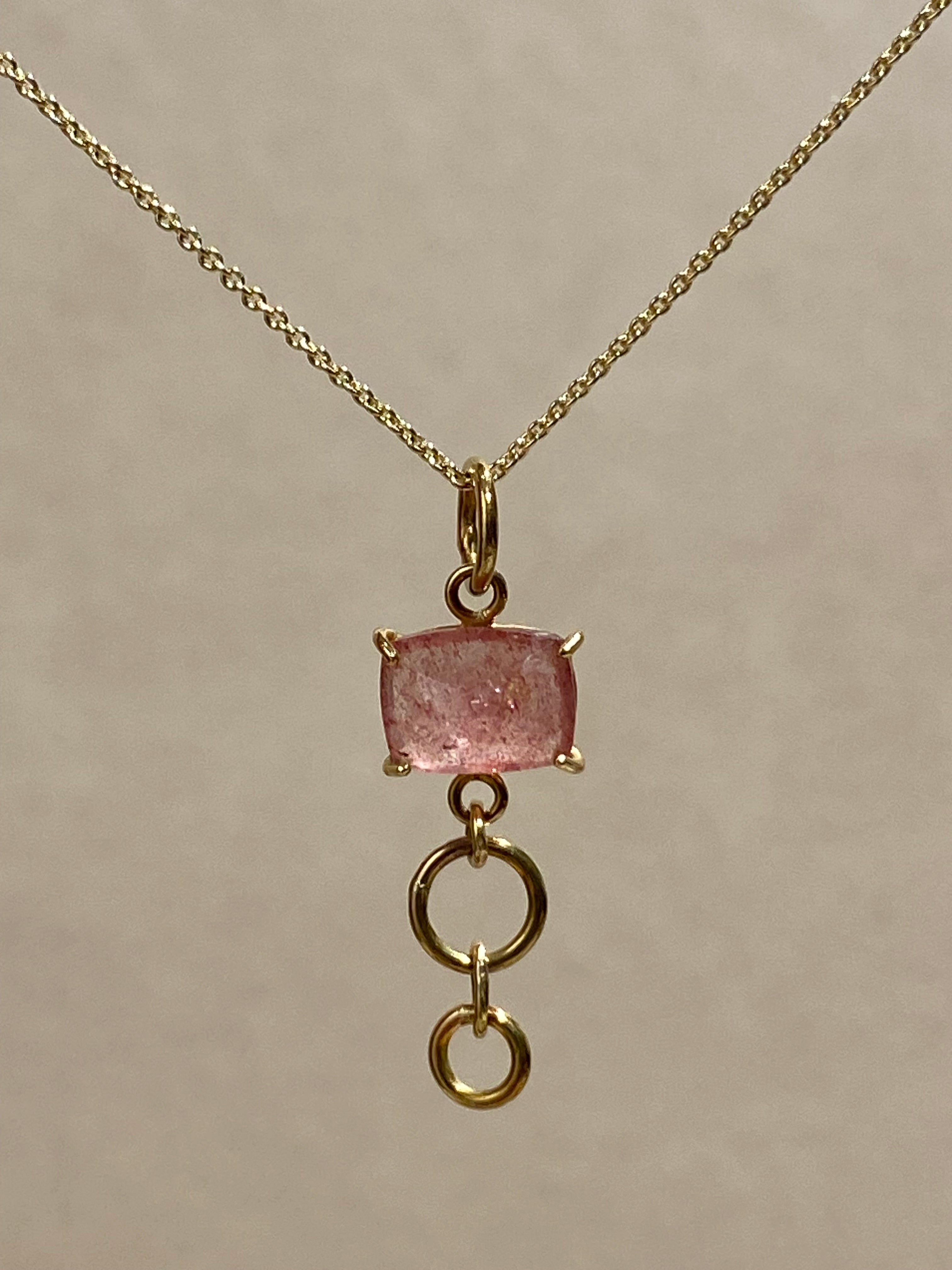 Aardbeienkwarts Hanger