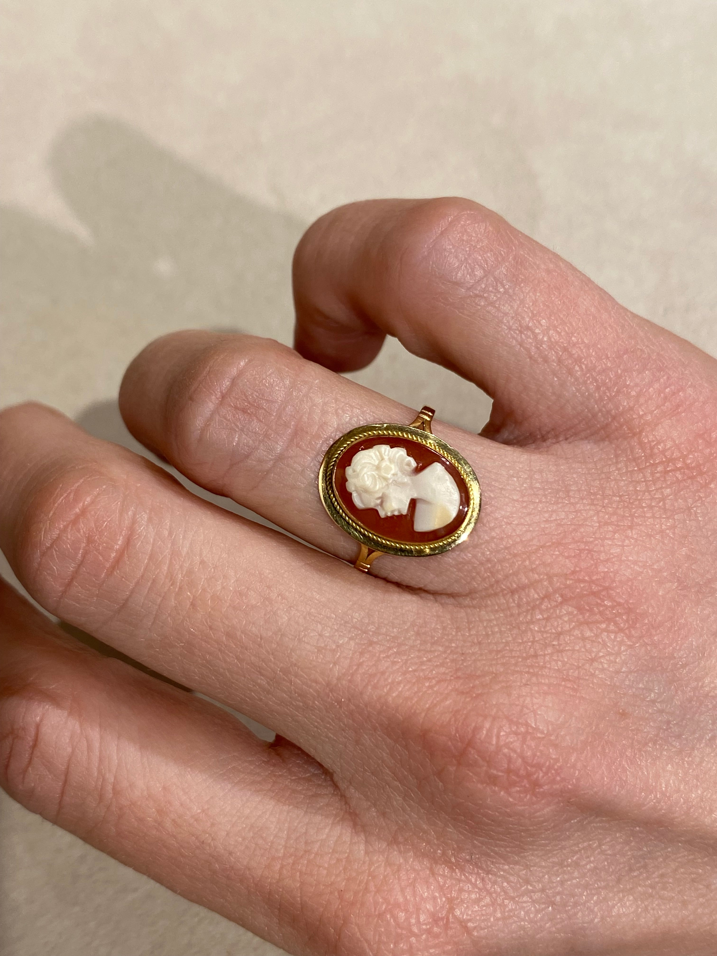 Camee Ring