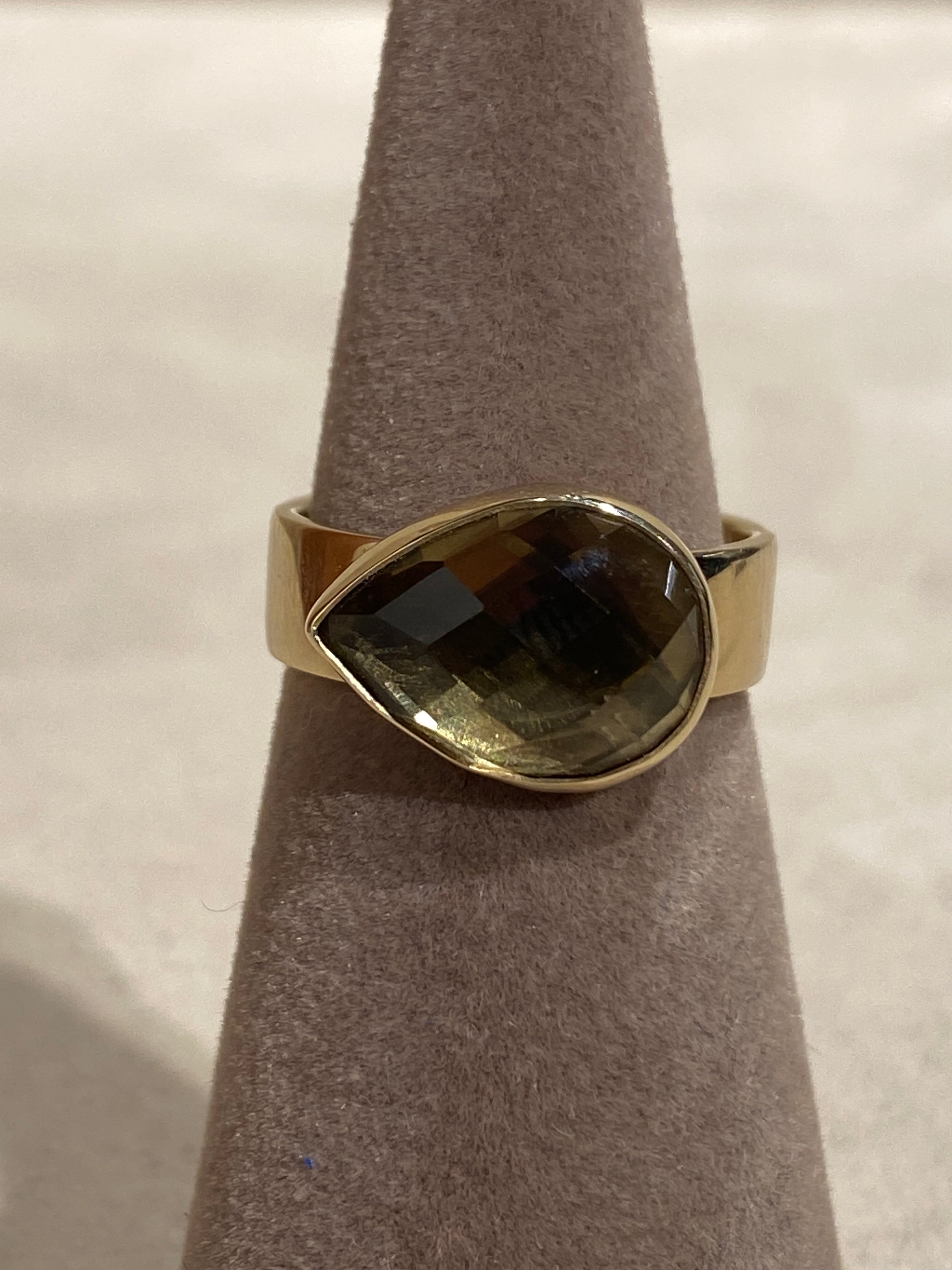 Pauw Rookkwarts Ring