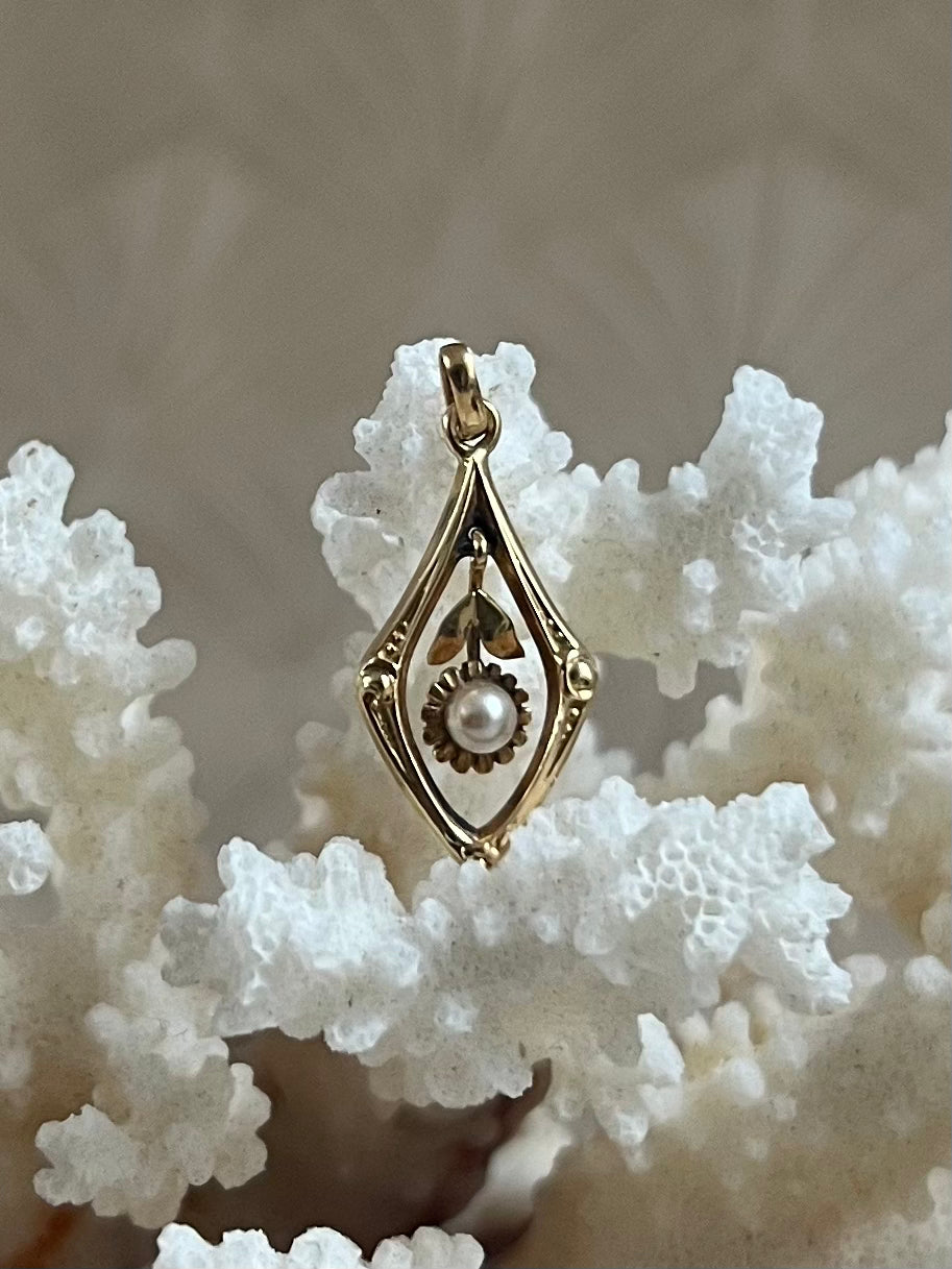 Parel Vintage Hanger