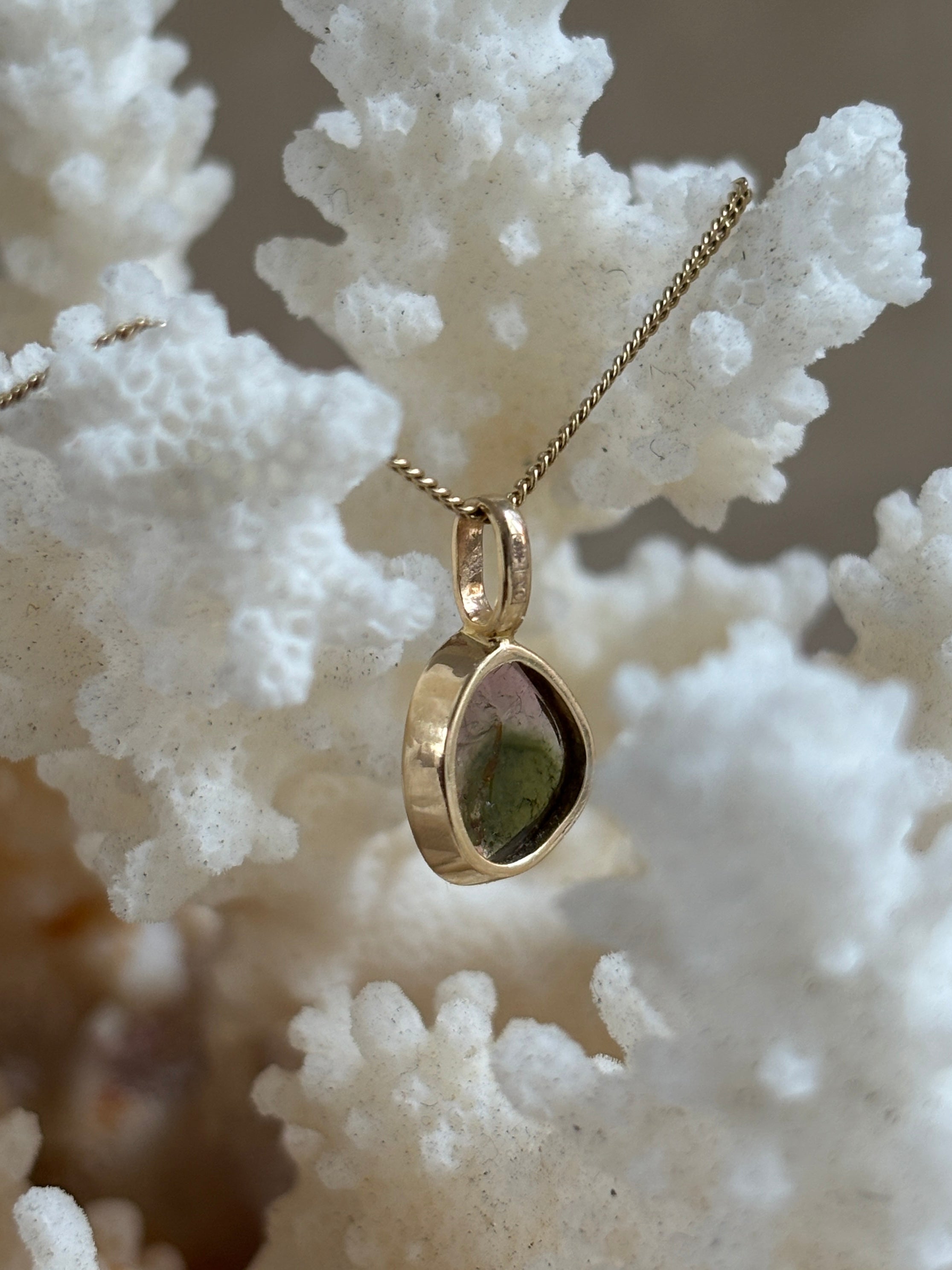 Amorfe Toermalijn Hanger