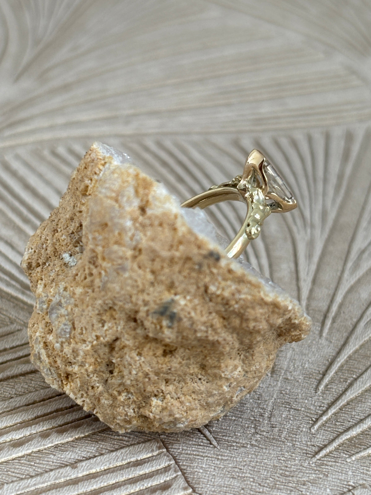 Queen Moval Ring