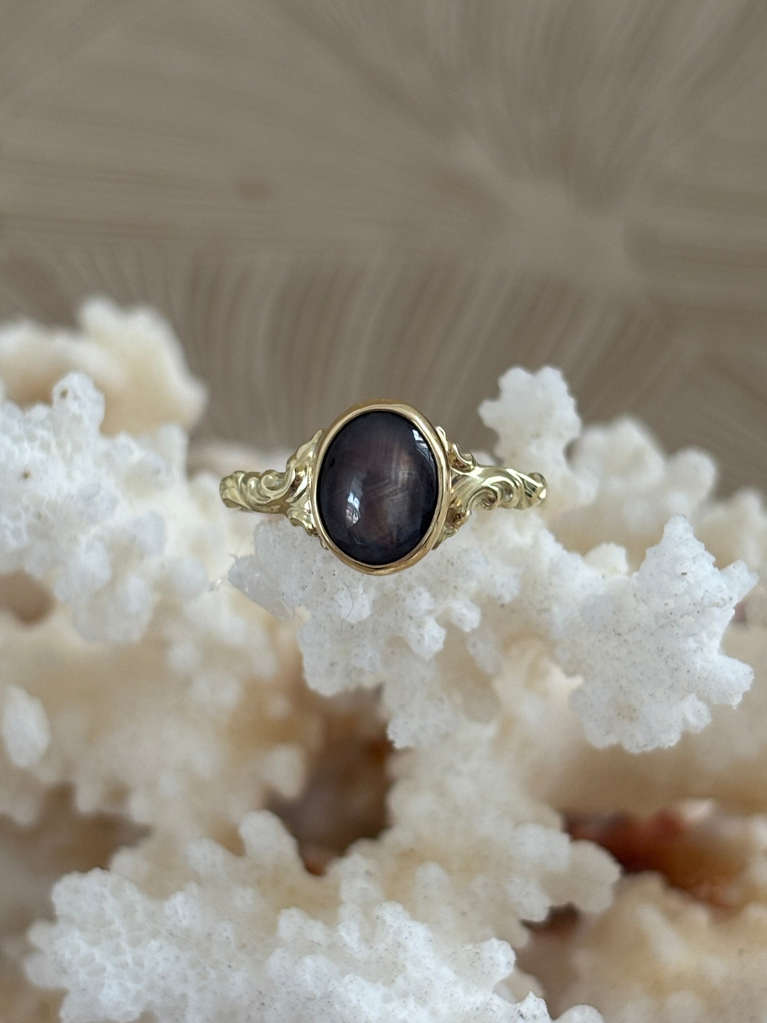 Ster Saffier Ring