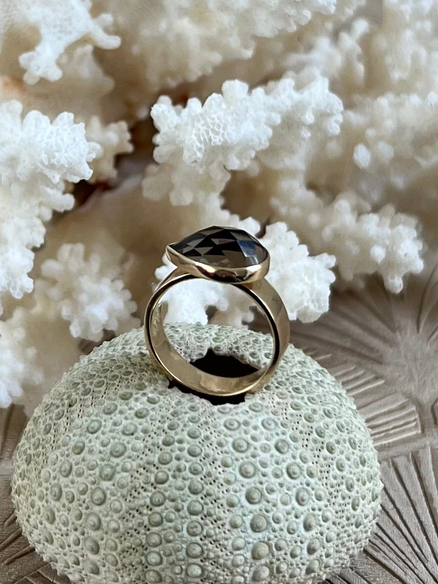 Pauw Rookkwarts Ring