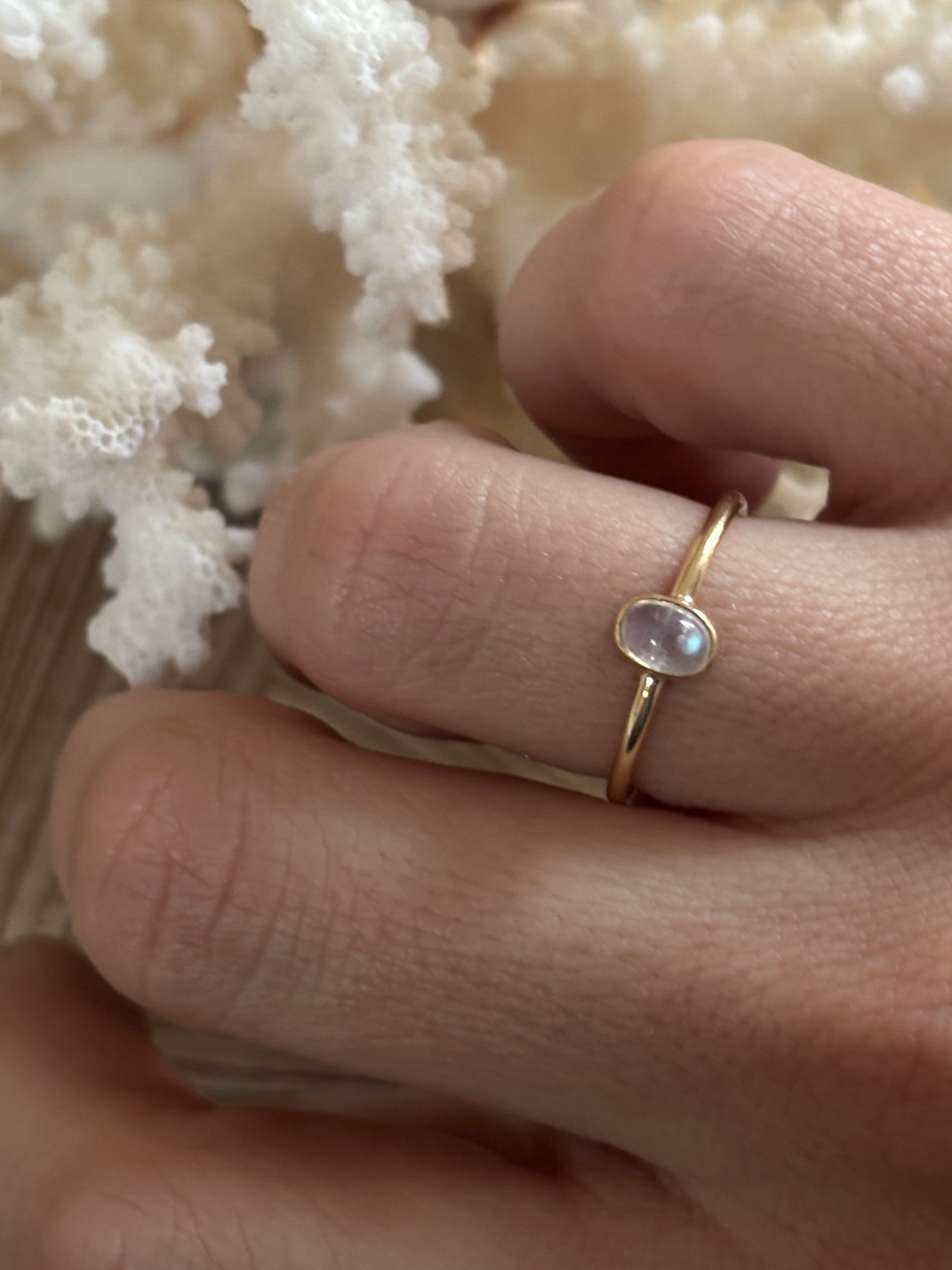 Regenboog Maansteen Ring