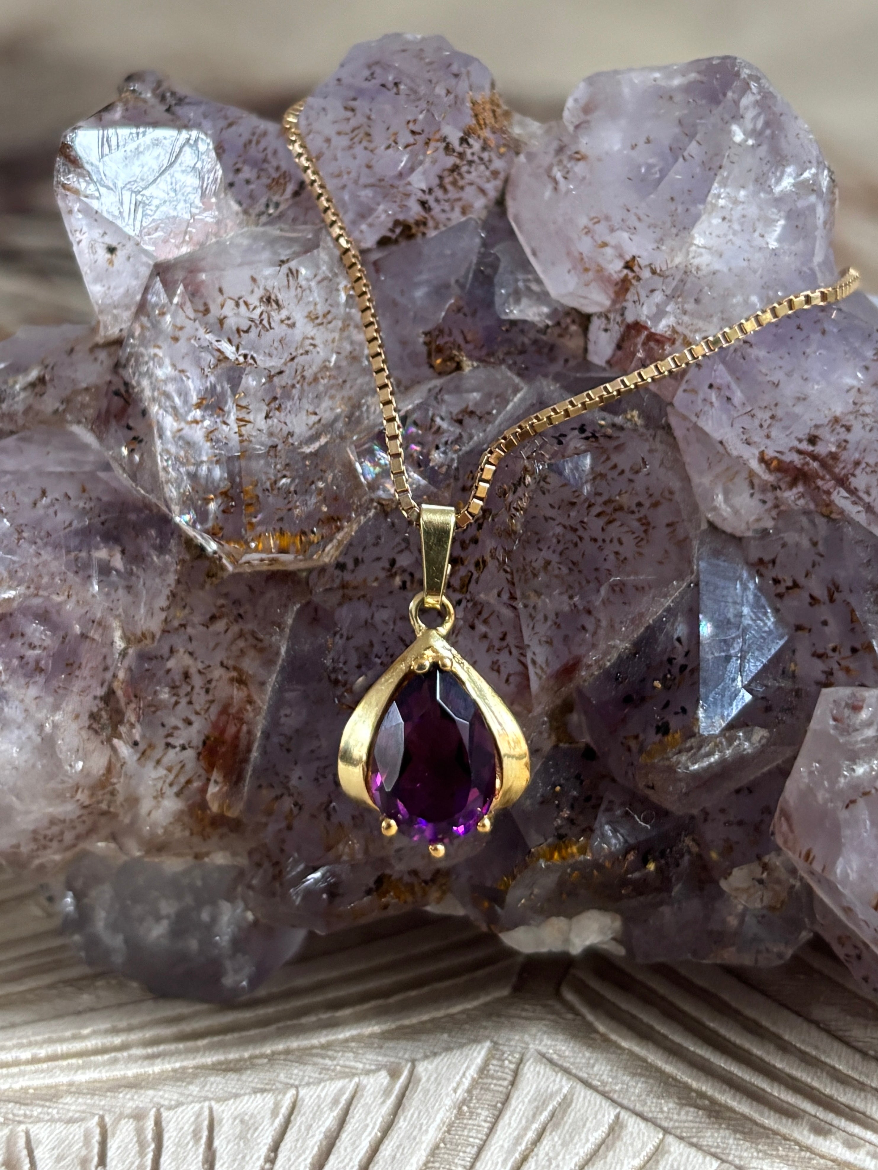 Kunziet Vintage Hanger