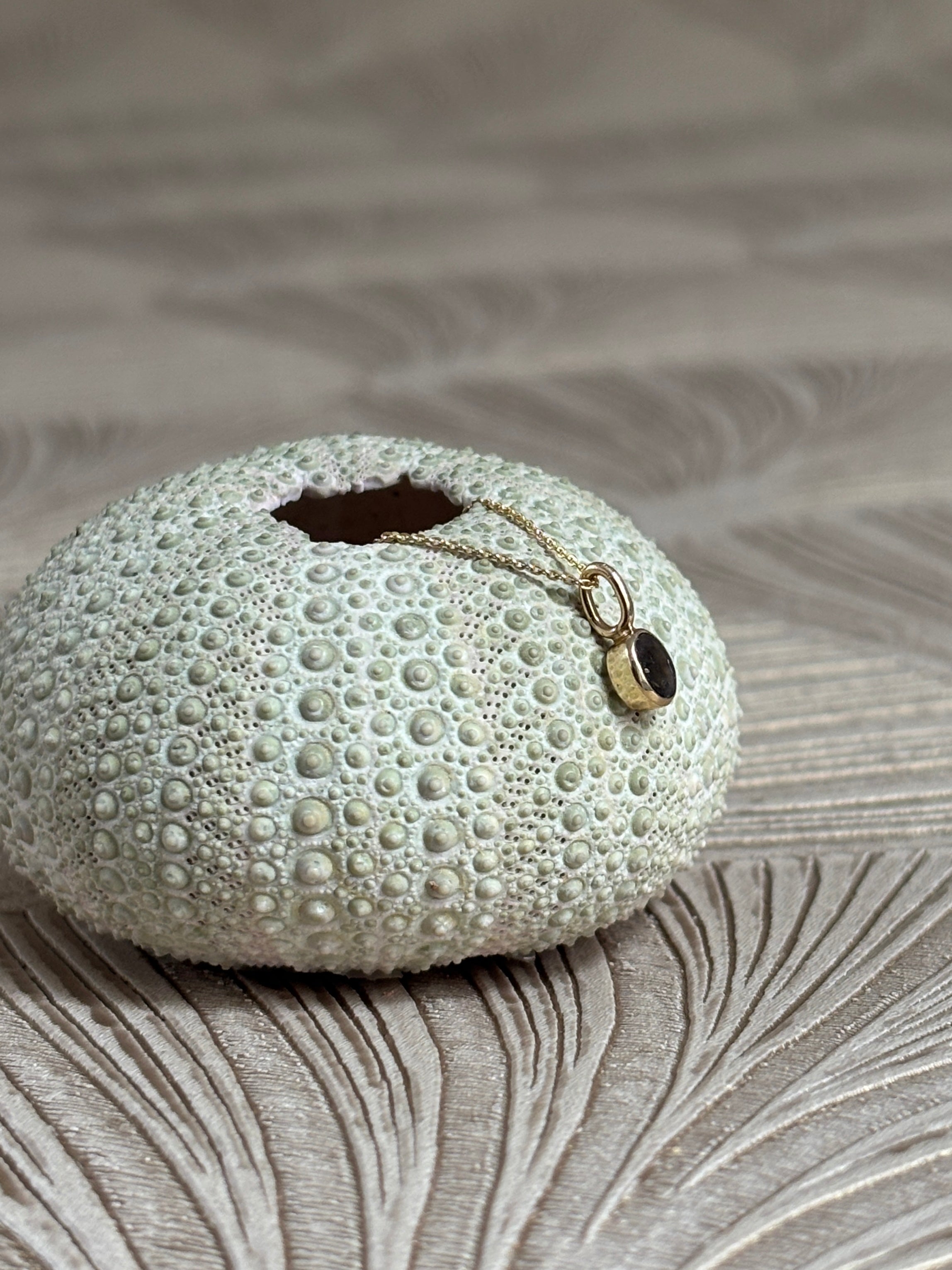 Mini Ovaal Diamant Hanger