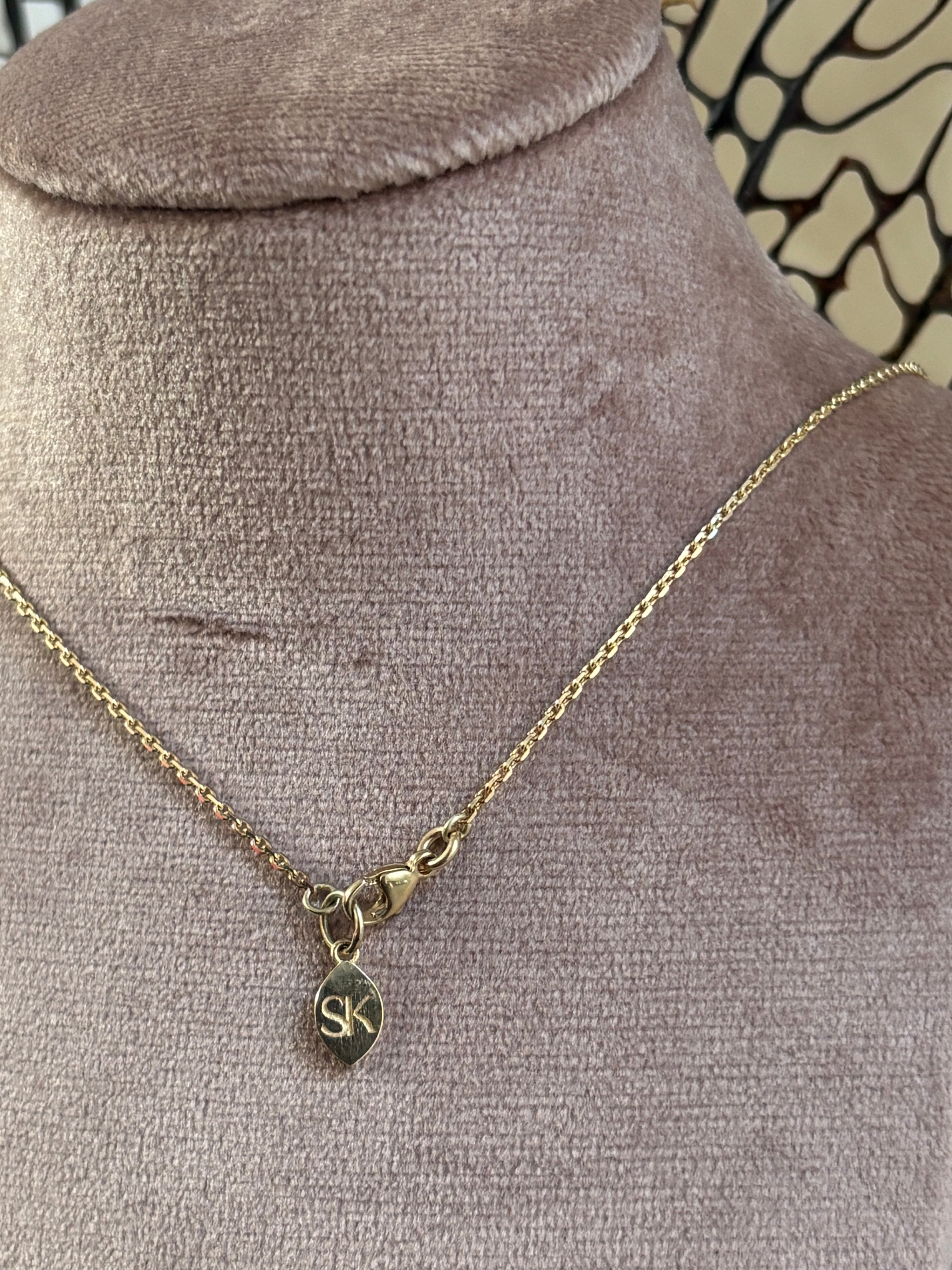 Amorf Spinel Ketting
