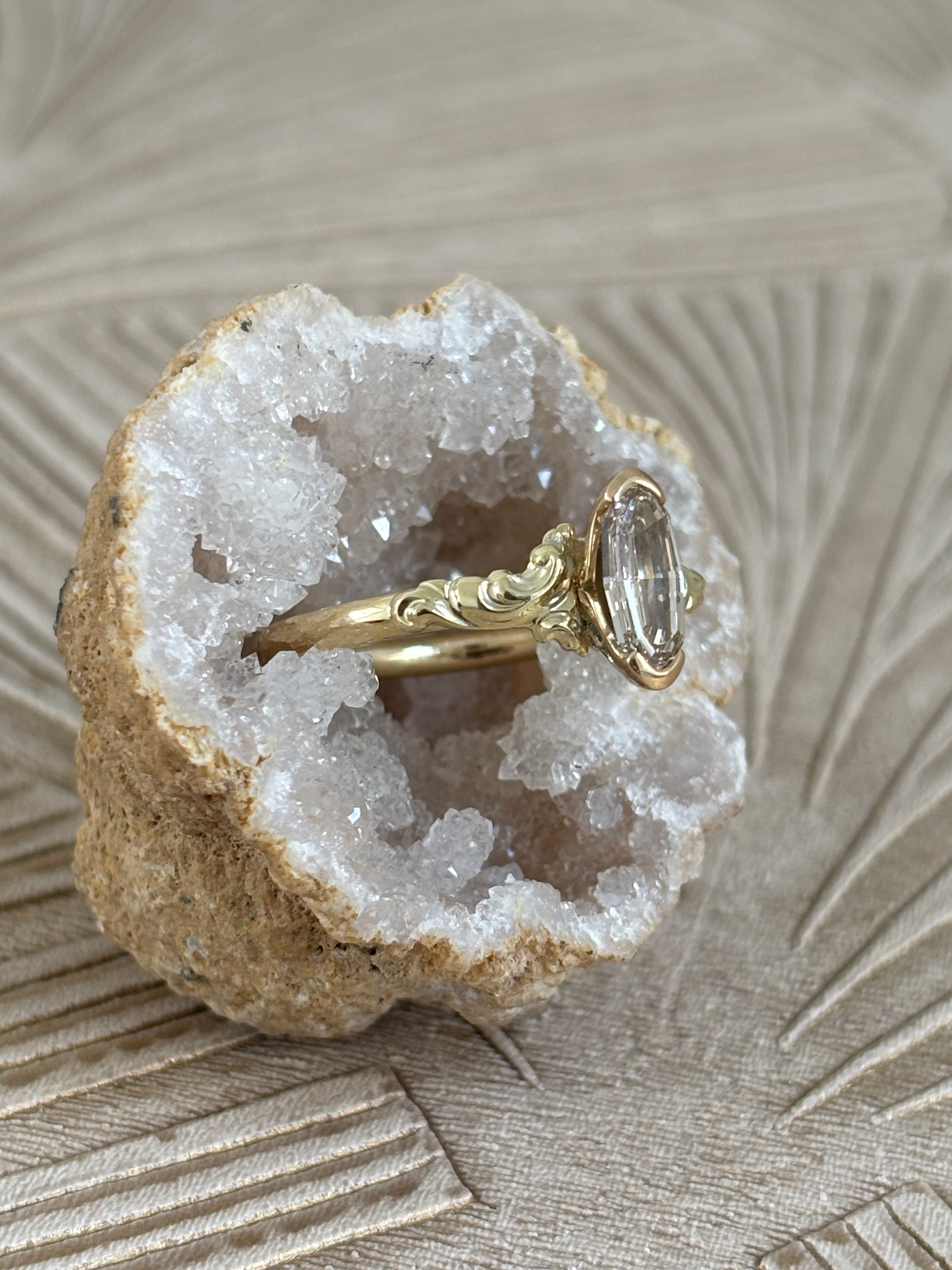 Queen Moval Ring