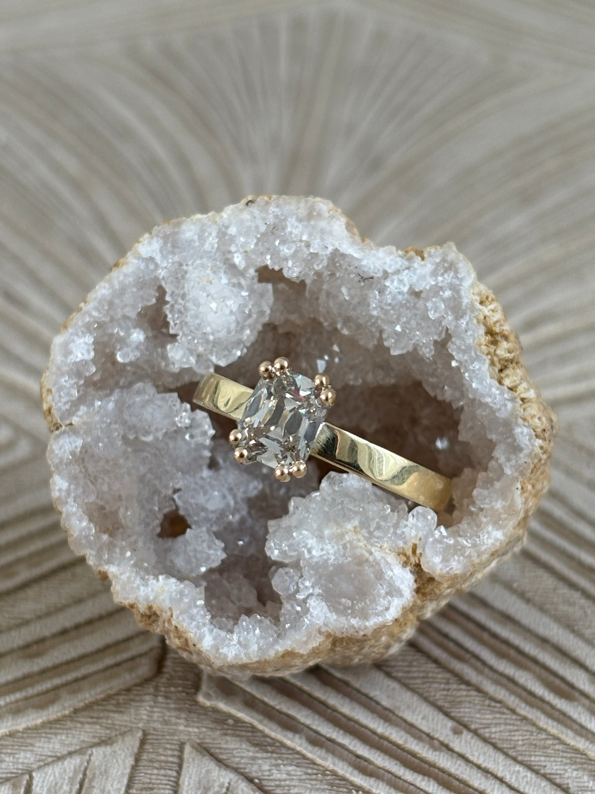 Old Cut Ring