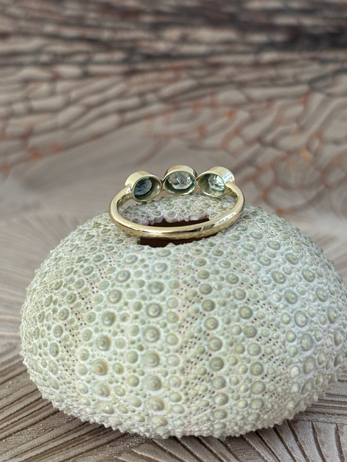 Drie Saffieren Ring